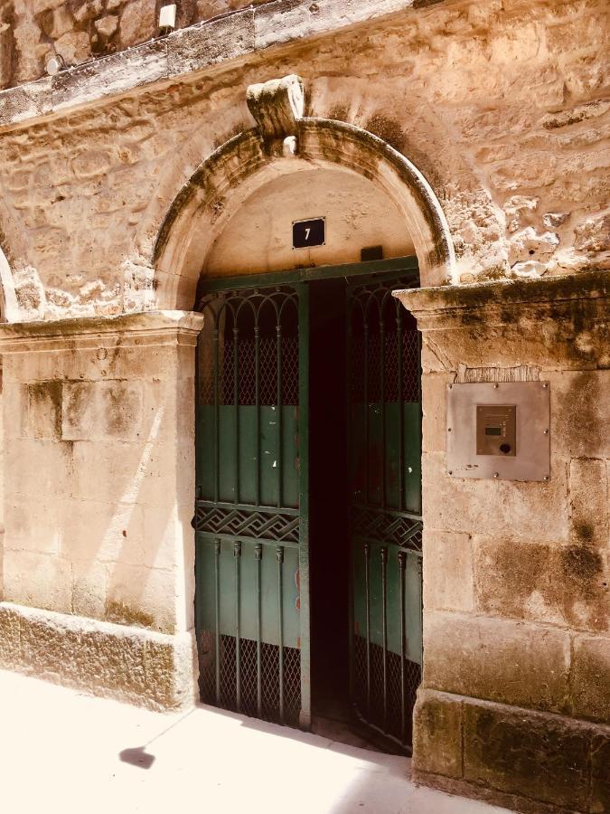Petit Paradis Nemausus Nîmes Exteriör bild